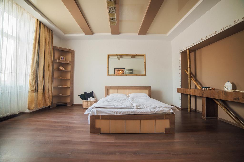 Apartments Zefir Львов Экстерьер фото